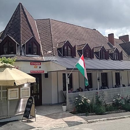 Diana Fogado Bed & Breakfast Keszthely Exterior photo