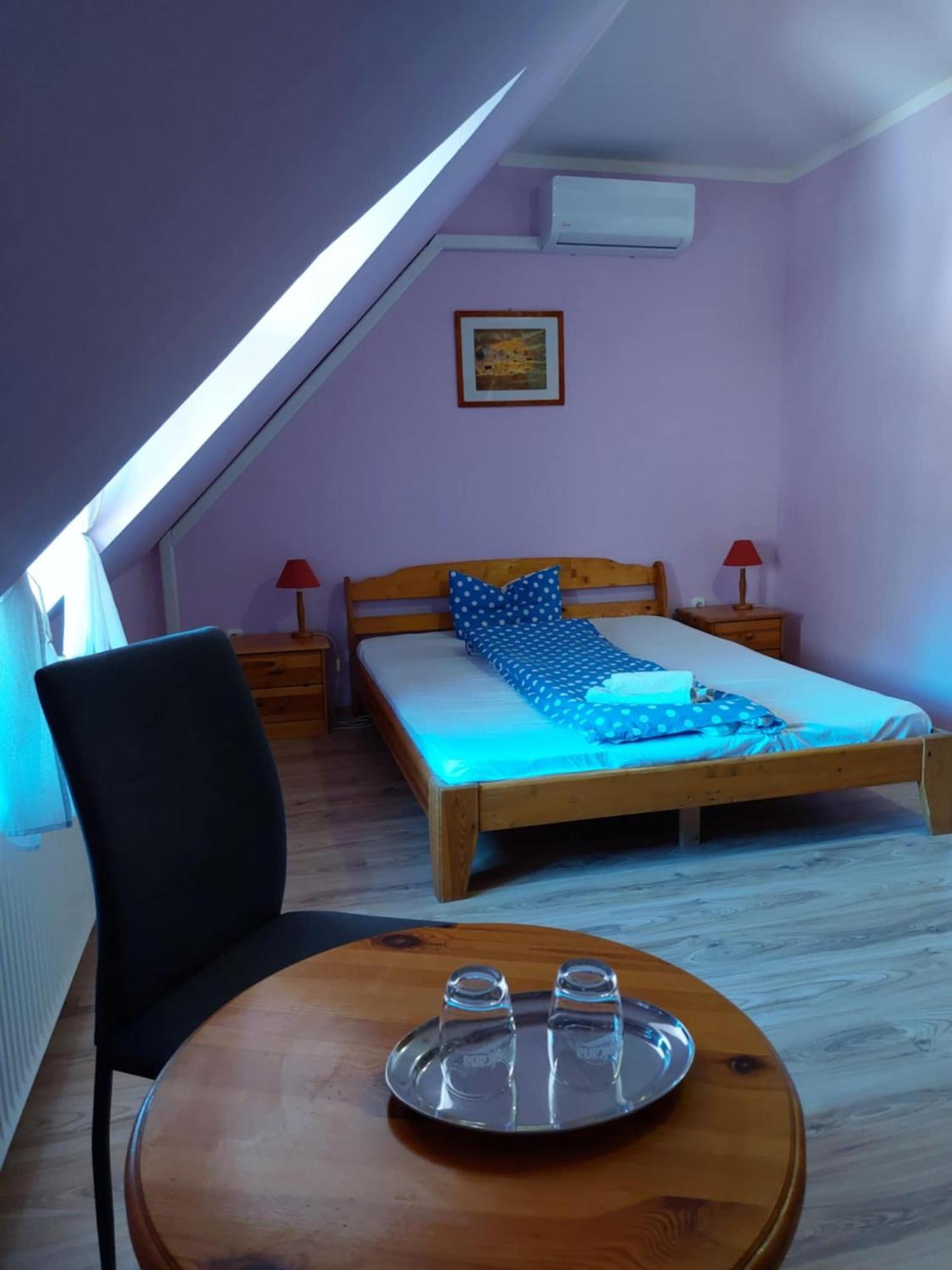 Diana Fogado Bed & Breakfast Keszthely Exterior photo
